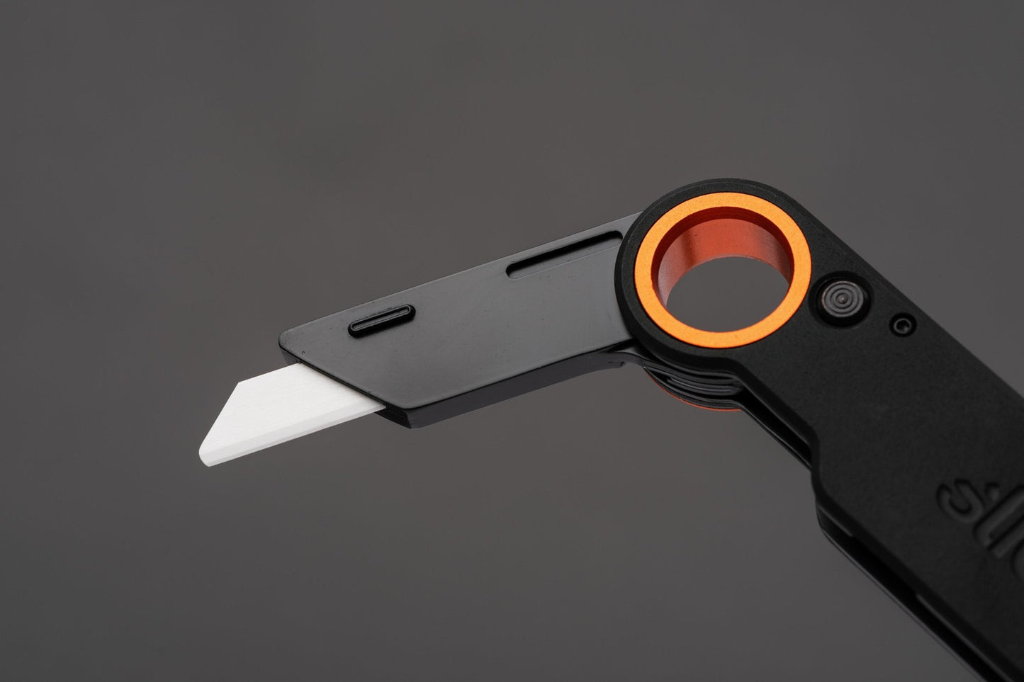 Cutter plegable